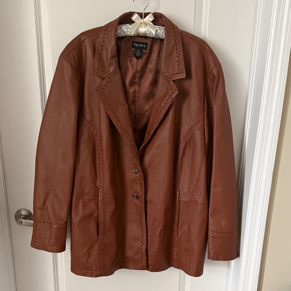 Maggie Barnes Women's Brown Blazer
